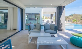 Magnífica villa de diseño de nueva construcción en venta en una exclusiva urbanización, Benahavis - Marbella 6900 