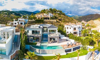 Magnífica villa de diseño de nueva construcción en venta en una exclusiva urbanización, Benahavis - Marbella 6945 