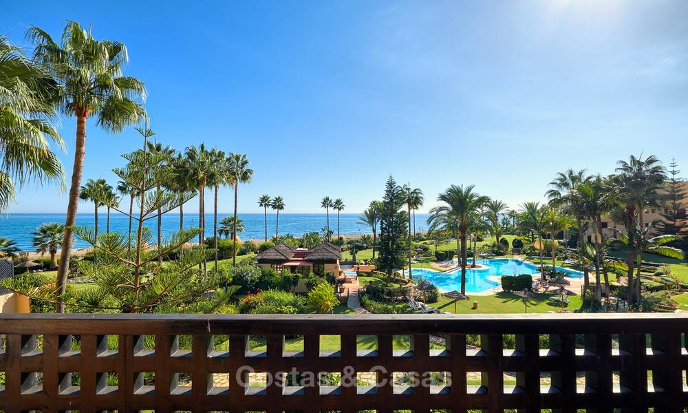 Muy atractivo apartamento de lujo frente al mar con fantásticas vistas al mar en venta - New Golden Mile, Marbella 7048