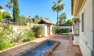 Encantadora y espaciosa villa de estilo clásico con vistas al mar en venta, Benahavis - Marbella 7110 