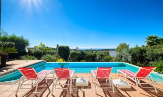 Encantadora y espaciosa villa de estilo clásico con vistas al mar en venta, Benahavis - Marbella 7122 