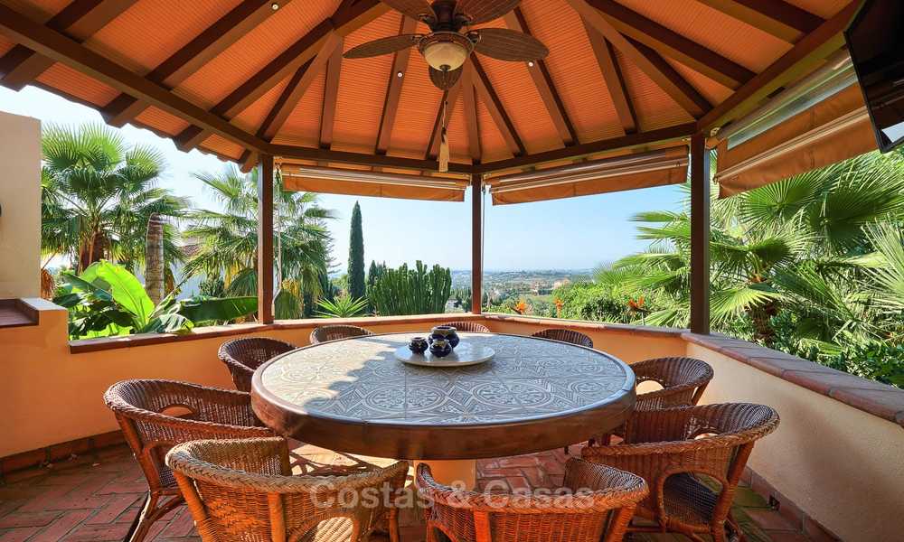 Magnífica villa de lujo de estilo rústico con impresionantes vistas al mar y a la montaña – Valle del golf, Nueva Andalucia, Marbella 7247