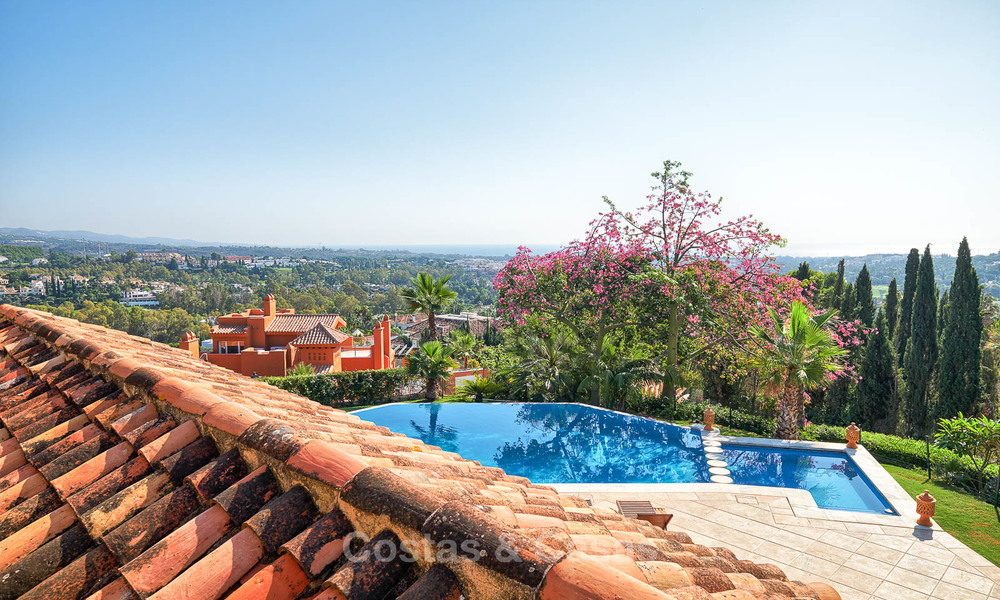 Magnífica villa de lujo de estilo rústico con impresionantes vistas al mar y a la montaña – Valle del golf, Nueva Andalucia, Marbella 7278