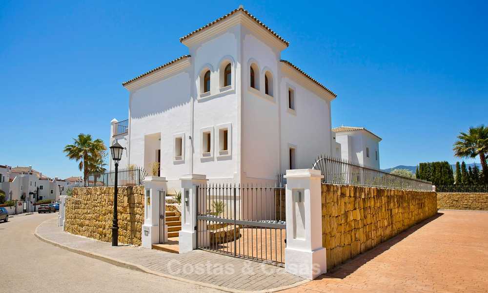 Elegantes villas nuevas llave en mano con vistas al mar en venta, primera línea de golf, Nueva Milla de Oro, Marbella - Estepona 7576