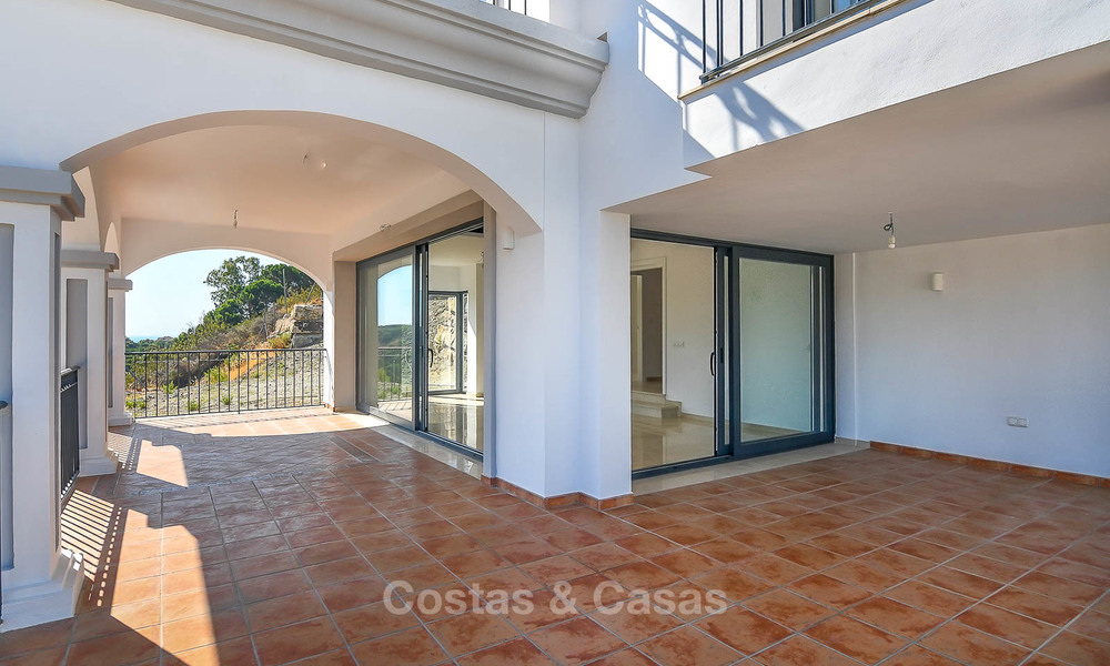 Villa de estilo andaluz con vistas al mar y a la montaña en venta – Valle del Golf, Nueva Andalucia, Marbella 7580