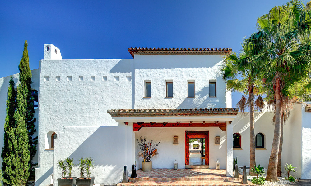 Exclusiva villa palaciega de estilo mediterráneo en venta - Nueva Andalucia, Marbella 7654