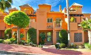 Casa de pueblo de estilo andaluz recientemente reformada cerca del campo de golf en venta, Benahavis, Marbella 7687 