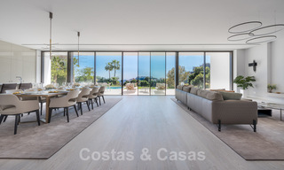Nuevas villas de lujo contemporáneas con vistas al mar en venta, en una urbanización exclusiva en Benahavis - Marbella 37231 