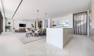 Nuevas villas de lujo contemporáneas con vistas al mar en venta, en una urbanización exclusiva en Benahavis - Marbella 37237 