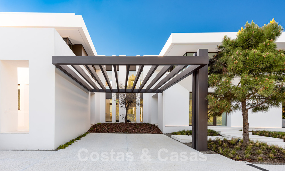 Nuevas villas de lujo contemporáneas con vistas al mar en venta, en una urbanización exclusiva en Benahavis - Marbella 37261