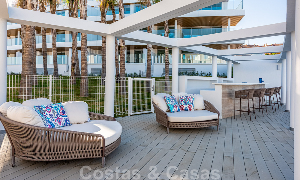 Nuevos y modernos apartamentos en primera línea de golf con vistas al mar en venta en un resort de lujo en La Cala, Mijas 39699