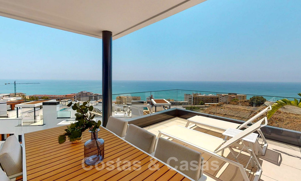 Nuevos apartamentos de vanguardia en venta, a poca distancia de la playa y de los servicios, Fuengirola, Costa del Sol 32982