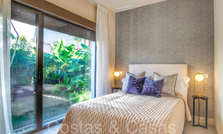 Nueva villa de lujo en primera línea de playa en venta en un exclusivo complejo, New Golden Mile, Marbella 69825 