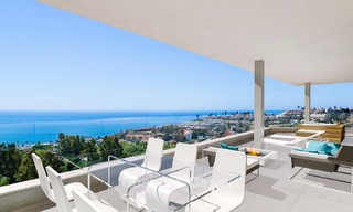 Modernos apartamentos reformados en venta, a poca distancia de la playa y de los servicios, Fuengirola - Costa del Sol 8006 