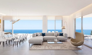 Modernos apartamentos reformados en venta, a poca distancia de la playa y de los servicios, Fuengirola - Costa del Sol 8007 