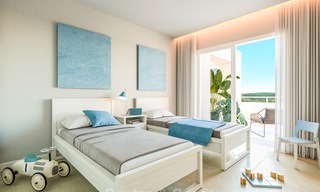Deliciosos y modernos apartamentos en primera línea de golf en venta en un exclusivo complejo nuevo, Casares, Costa del Sol. 8035 