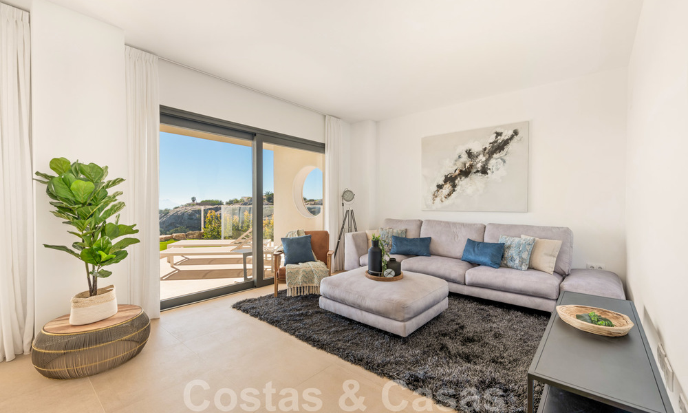 Elegantes apartamentos nuevos y modernos con vistas al mar en venta, Manilva, Costa del Sol 23758