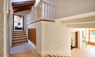 Amplia villa de estilo rústico en un entorno natural único a la venta, Casares, Costa del Sol 8102 