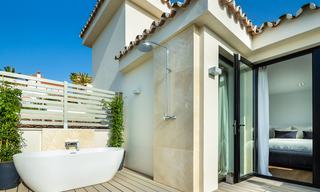 Fantástica villa de lujo reformada con vistas al mar en venta, cerca del Valle del Golf, Nueva Andalucía - Marbella 8219 