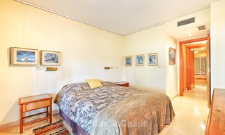 Amplio apartamento en primera línea de golf a la venta, a corta distancia de todas las amenidades y de San Pedro, Marbella 8452 