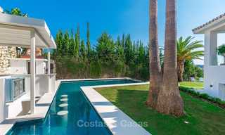 Lista para entrar a vivir! Villa de estilo andaluz completamente reformada en venta, Valle del Golf - Nueva Andalucía - Marbella 8396 
