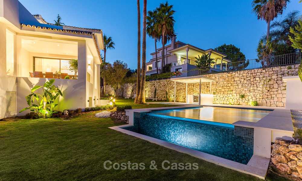 Lista para entrar a vivir! Villa de estilo andaluz completamente reformada en venta, Valle del Golf - Nueva Andalucía - Marbella 8404