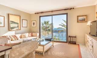 Oportunidad de adquirir un amplio apartamento de lujo frente al mar en el puerto deportivo de Puerto Banús - Marbella 8489 