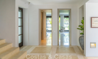 Suntuosa villa de lujo de estilo tradicional con magníficas vistas al mar en venta, Benahavis - Marbella. 37131 
