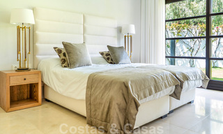 Suntuosa villa de lujo de estilo tradicional con magníficas vistas al mar en venta, Benahavis - Marbella. 37135 