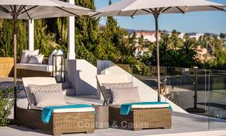 Espectacular villa de lujo totalmente reformada con vistas al mar en venta, primera línea de golf, Nueva Andalucía, Marbella 8666 