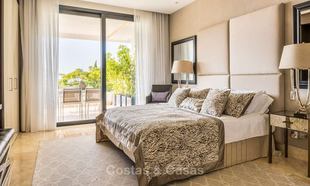 Elegante y moderno apartamento dúplex de lujo en venta en un prestigioso complejo residencial en Sierra Blanca - Milla de Oro - Marbella. 8761