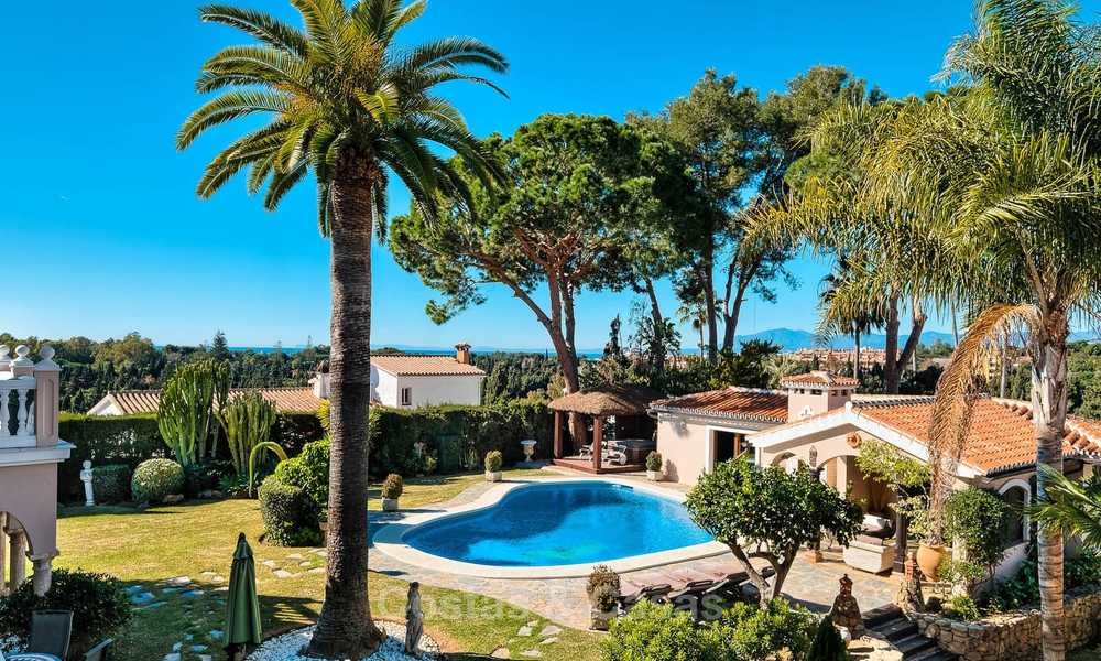 Acogedora villa de estilo tradicional con vistas al mar en venta, lista para ser habitada - Elviria, Este de Marbella 8802