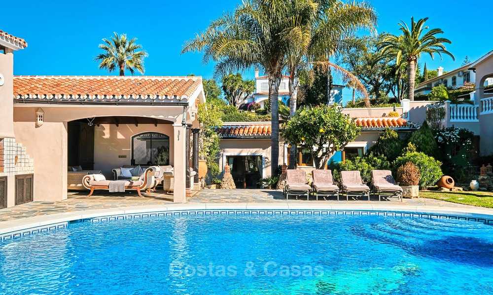 Acogedora villa de estilo tradicional con vistas al mar en venta, lista para ser habitada - Elviria, Este de Marbella 8807