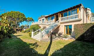 Acogedora villa de estilo tradicional con vistas al mar en venta, lista para ser habitada - Elviria, Este de Marbella 8815 