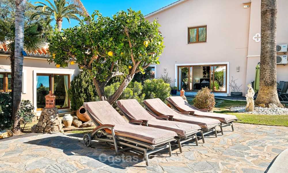 Acogedora villa de estilo tradicional con vistas al mar en venta, lista para ser habitada - Elviria, Este de Marbella 8822
