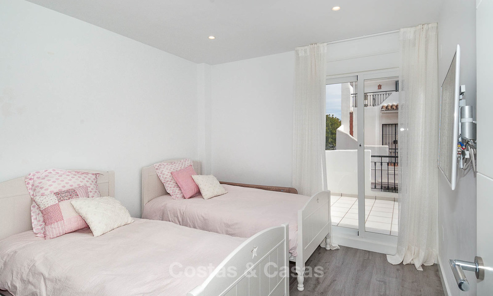 Ideal casa de pueblo familiar renovada en venta, situada en Nueva Andalucia, Marbella, a poca distancia de Puerto Banús 8710