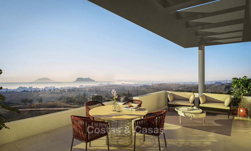 Apartamentos de lujo modernos y a estrenar con vistas al mar en venta en Estepona 9200