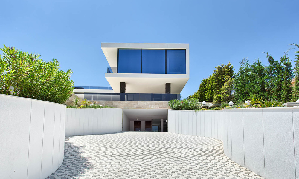 Villa de lujo contemporánea única y de gama alta en el Valle del Golf de Nueva Andalucía, Marbella. 9275