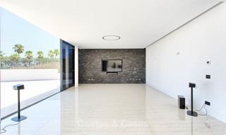 Villa de lujo contemporánea única y de gama alta en el Valle del Golf de Nueva Andalucía, Marbella. 9288 