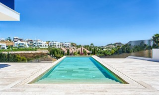 Villa de lujo contemporánea única y de gama alta en el Valle del Golf de Nueva Andalucía, Marbella. 9293 