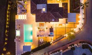 Prestigiosa villa de lujo reformada en venta, primera línea de golf, Nueva Andalucía, Marbella 9449 