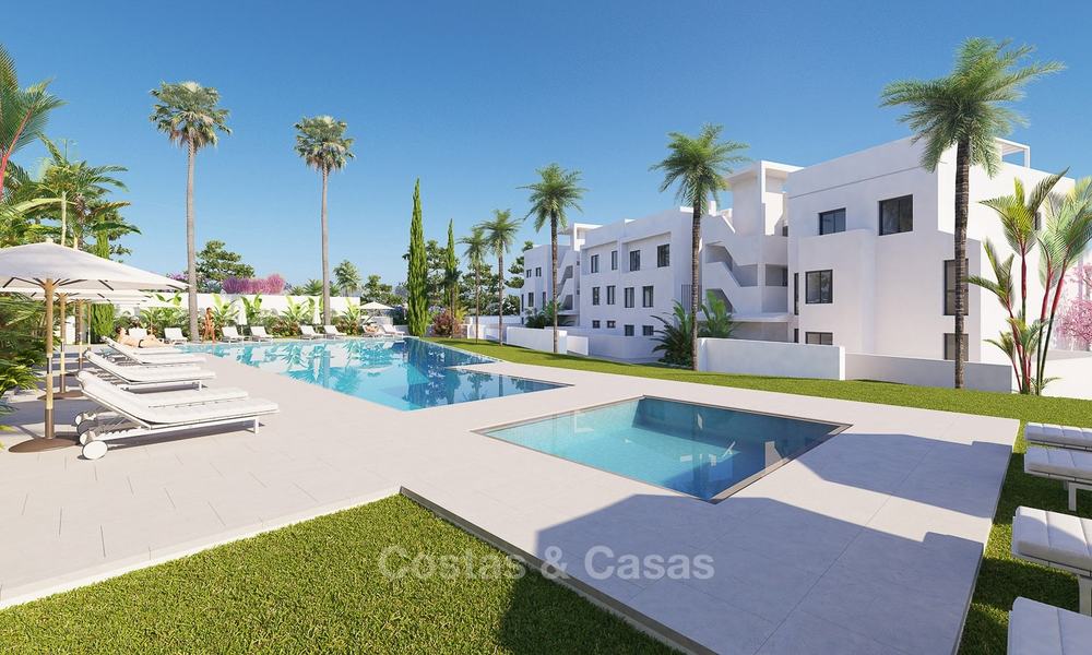 Impresionantes apartamentos nuevos contemporáneos con vistas al mar en venta, a poca distancia de la playa – Estepona Oeste 9459