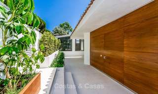 Exquisita y moderna villa de lujo en venta, Puerto Banús, Marbella 9504 