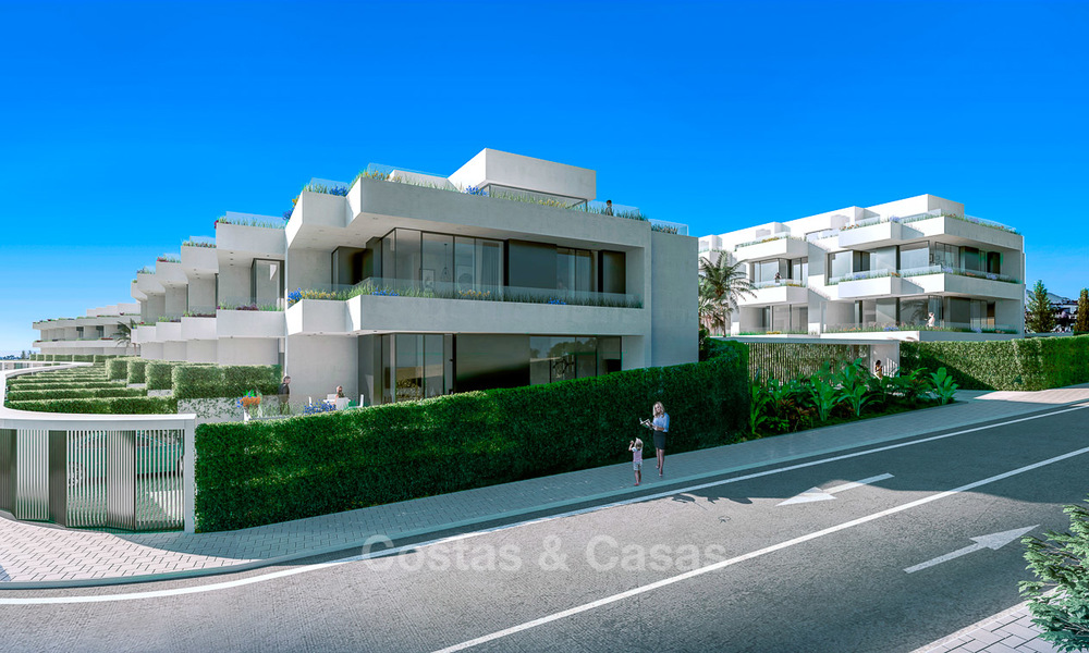 Preciosas casas adosadas nuevas y modernas en venta, a poca distancia de la playa y de los servicios en Fuengirola, Costa del Sol 9490