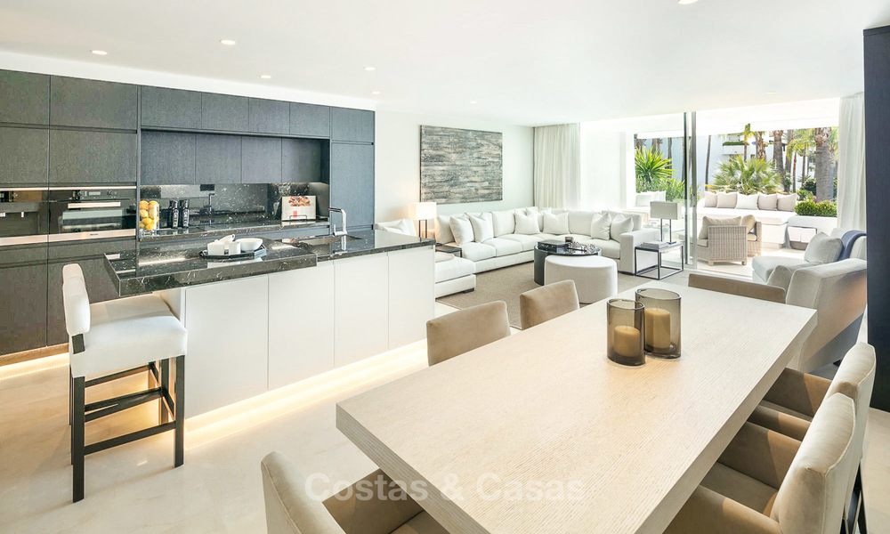Magnífico apartamento de lujo en planta baja en venta, Marina Puente Romano - Milla de Oro - Marbella 9577