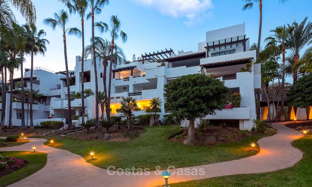 Magnífico apartamento de lujo en planta baja en venta, Marina Puente Romano - Milla de Oro - Marbella 9592