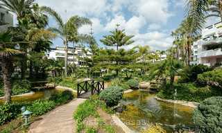 Magnífico apartamento de lujo en planta baja en venta, Marina Puente Romano - Milla de Oro - Marbella 9593 