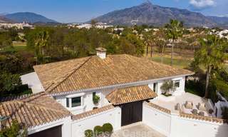 Magnífica villa de lujo reformada en venta, primera línea de golf - La Brisas - Nueva Andalucia - Marbella 9616 