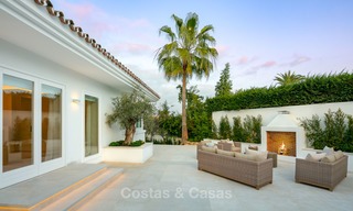 Magnífica villa de lujo reformada en venta, primera línea de golf - La Brisas - Nueva Andalucia - Marbella 9624 