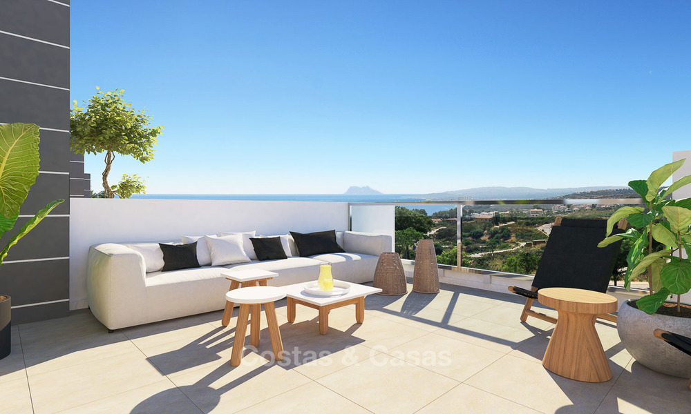 Atractivas y económicas casas adosadas nuevas con impresionantes vistas al mar en venta - Sotogrande - Costa del Sol 9871